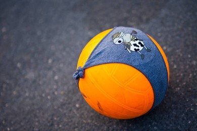Slip volleyball